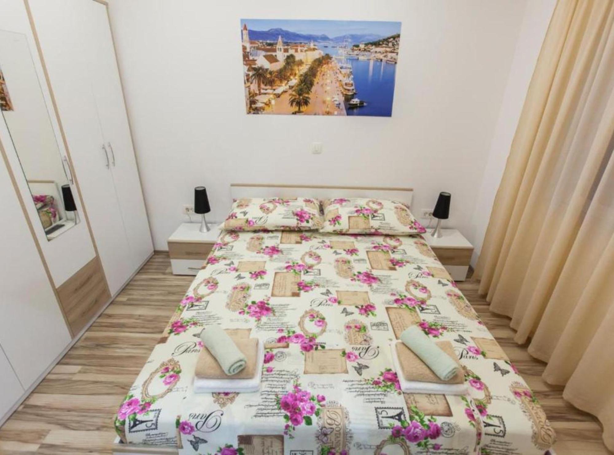 Apartment Dalmatia Kaštela Exteriör bild