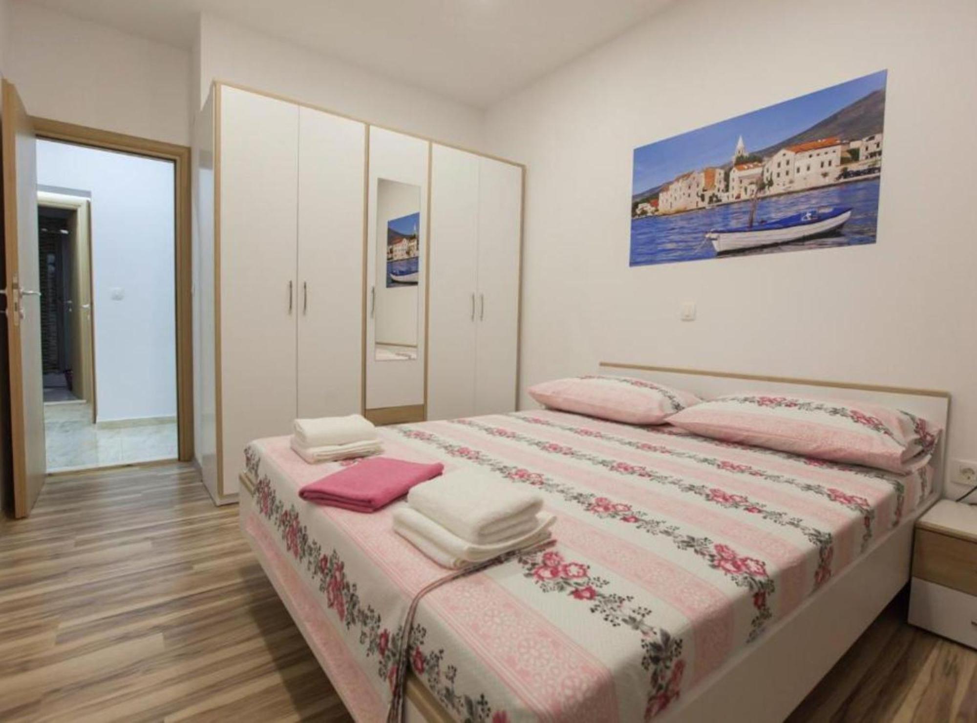 Apartment Dalmatia Kaštela Exteriör bild