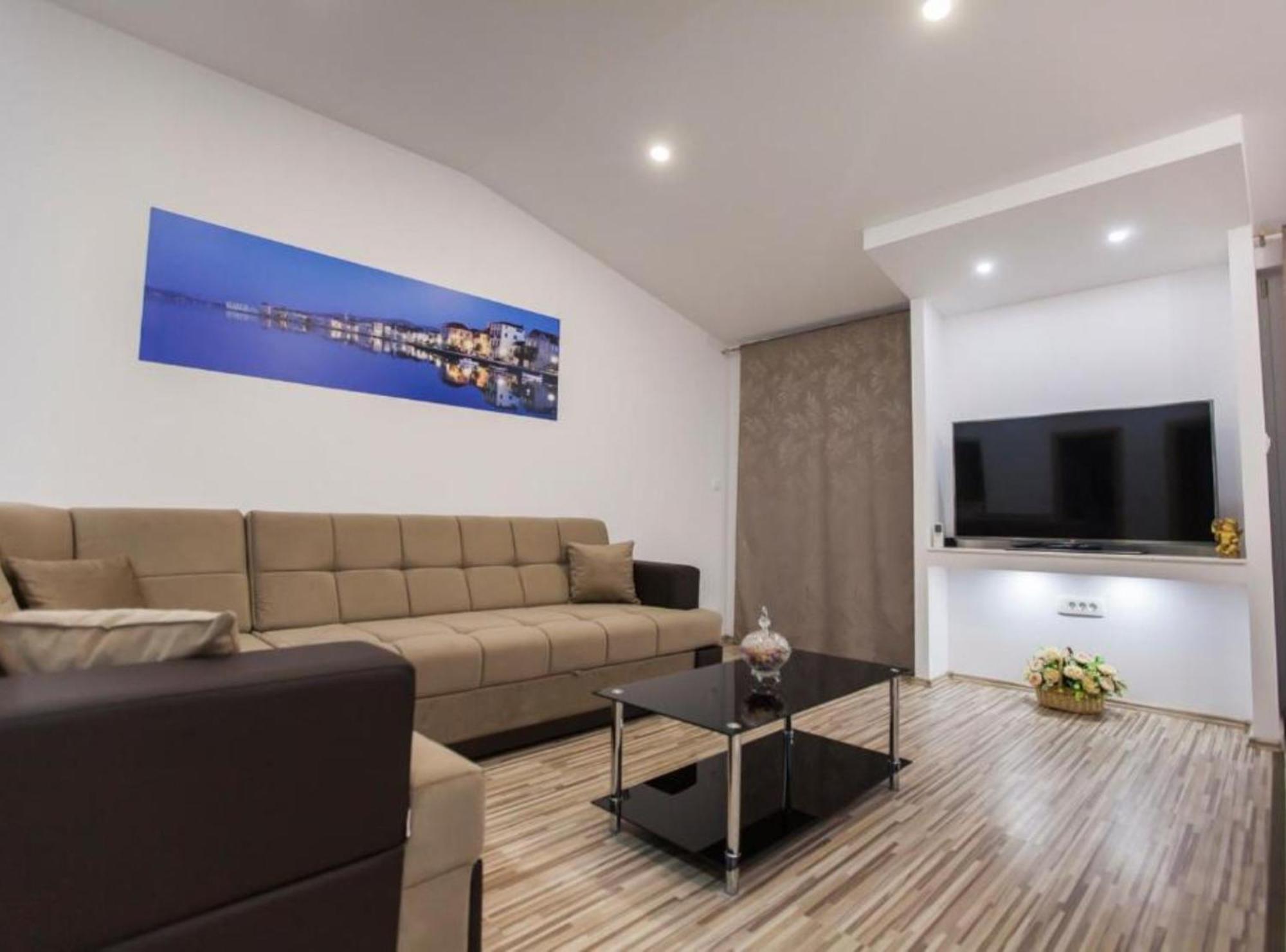 Apartment Dalmatia Kaštela Exteriör bild