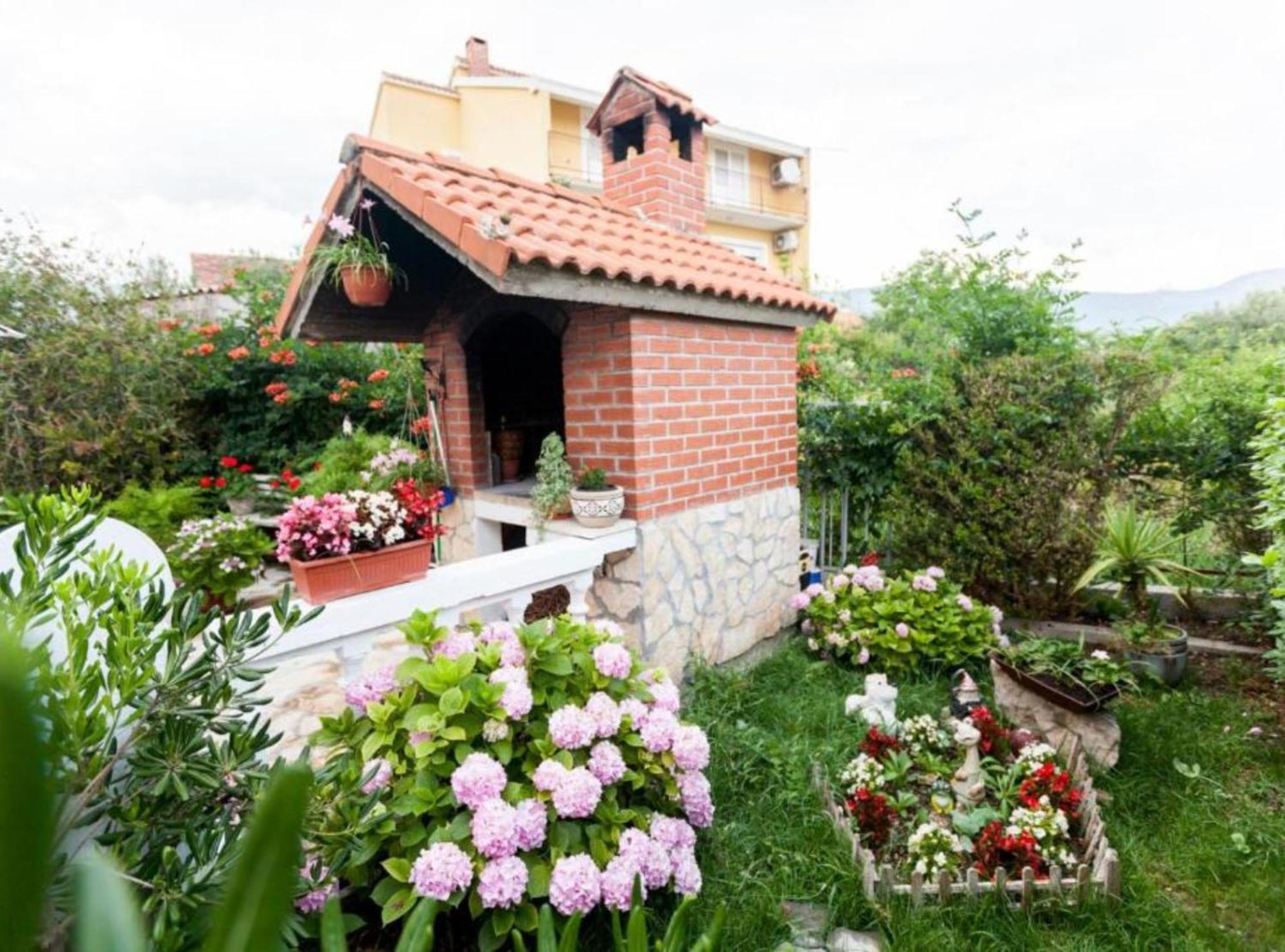 Apartment Dalmatia Kaštela Exteriör bild