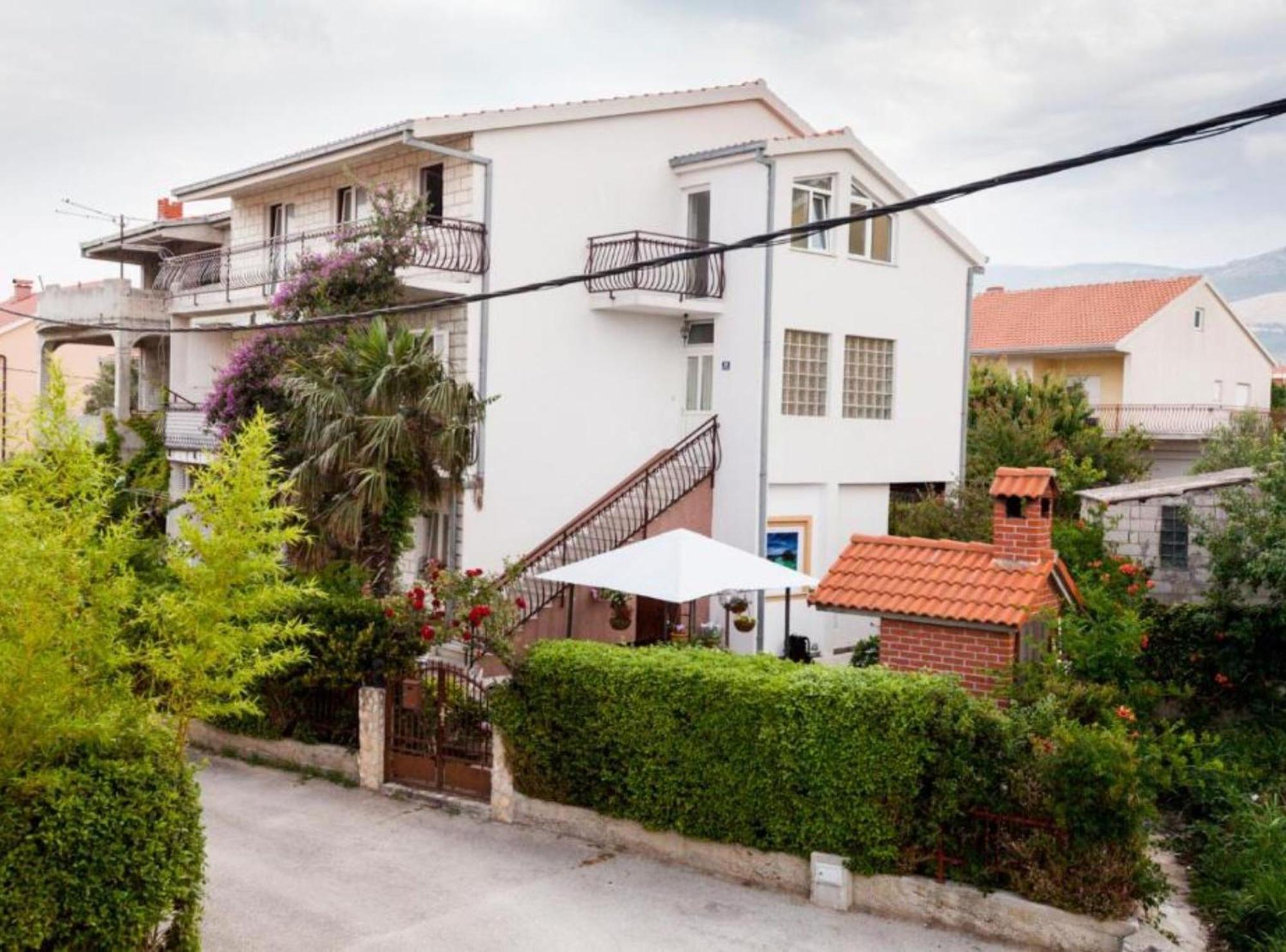 Apartment Dalmatia Kaštela Exteriör bild