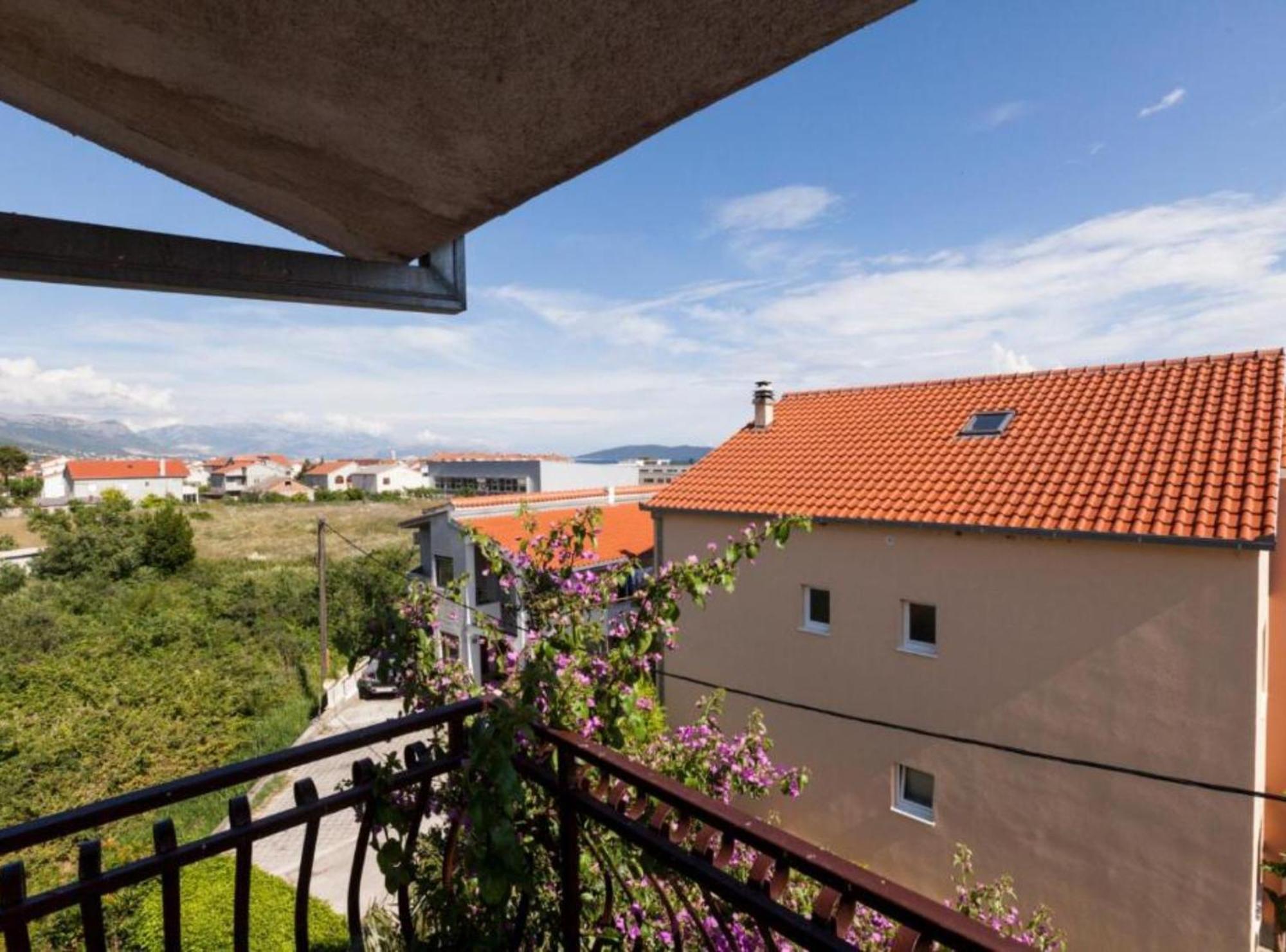 Apartment Dalmatia Kaštela Exteriör bild
